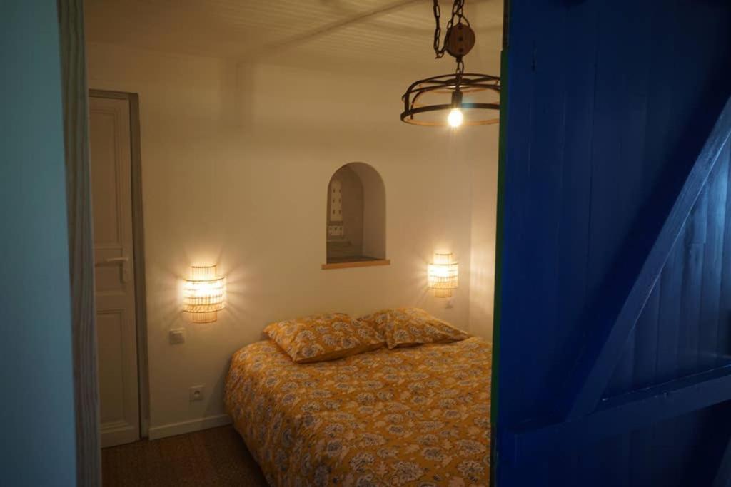 Plassac  Appartement Avec Vue Panoramique Sur L'Estuaire De La Gironde מראה חיצוני תמונה