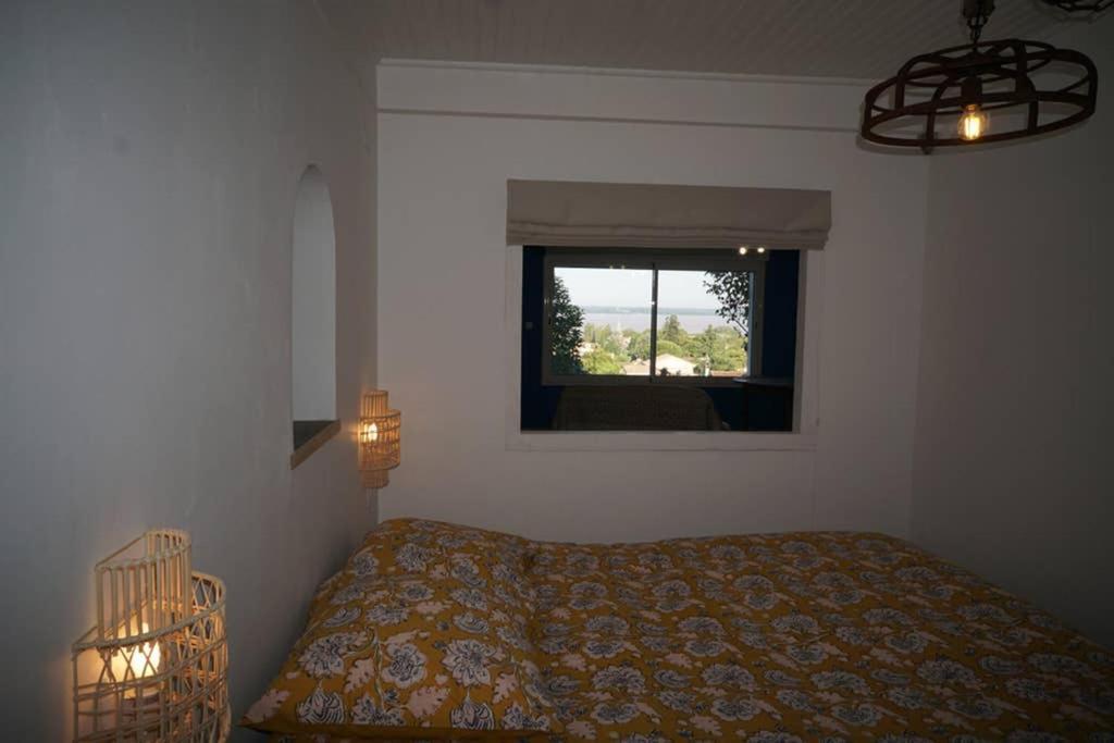 Plassac  Appartement Avec Vue Panoramique Sur L'Estuaire De La Gironde מראה חיצוני תמונה